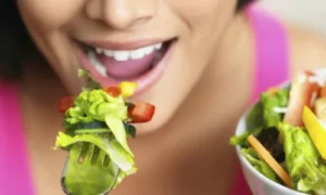 Chew the food thoroughly