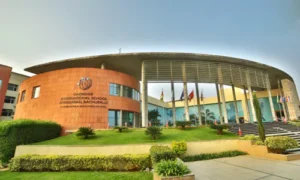 Oakridge International School
